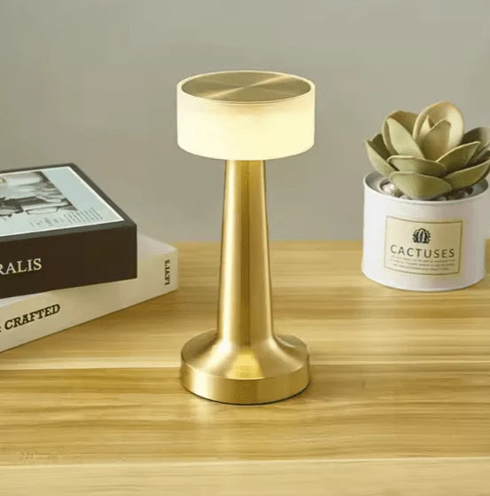 Minimalist LED Desk Lamp | مصباح مكتب LED بسيط